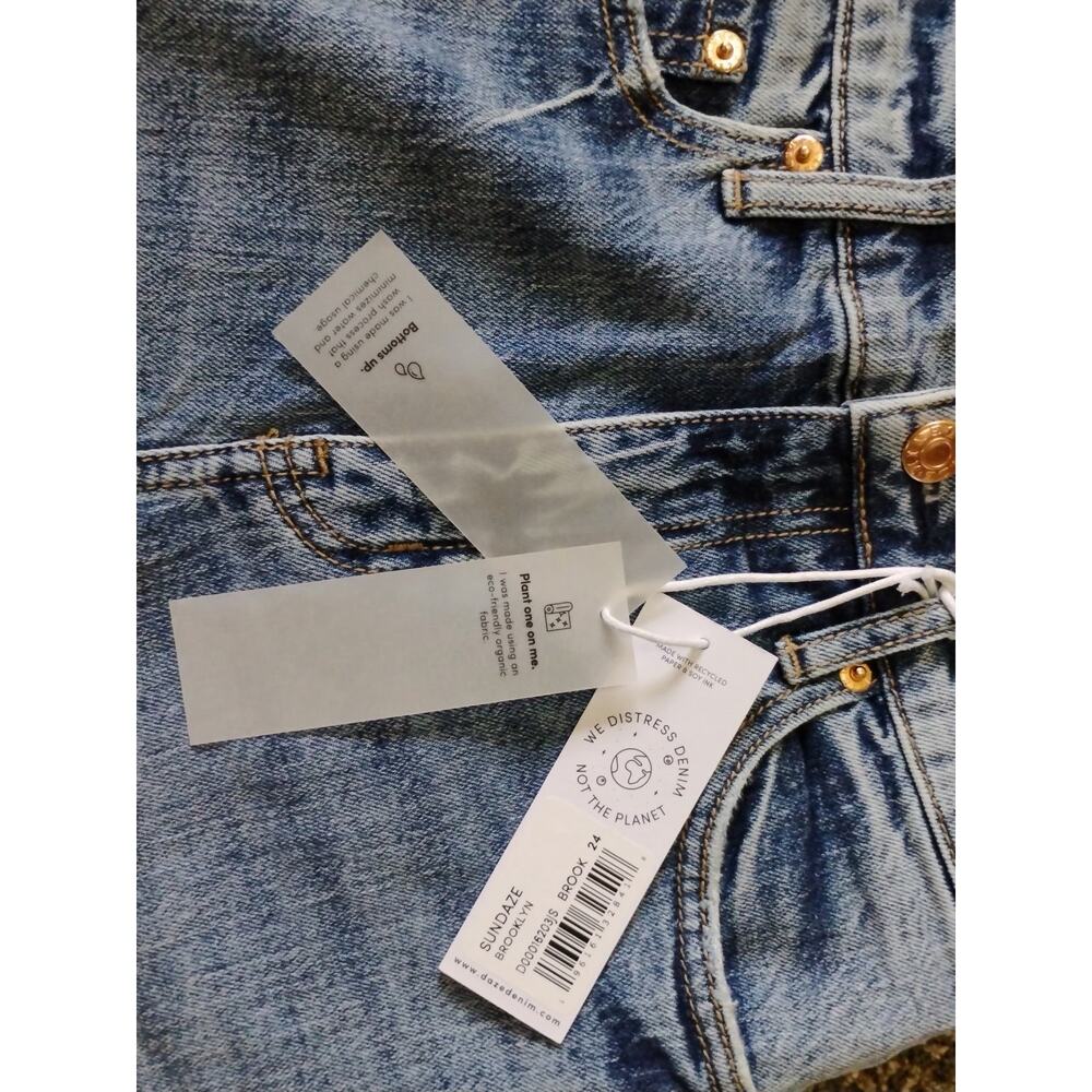 Daze Sundaze Brooklyn Straight Jeans Womens Size 24 Waist NWT - Picture 8 of 8